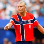 social-media-was-not-impressed-by-norway-subbing-off-erling-haaland-with-their-world-cup-on-the-line