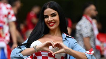 world-cup-superstar-ivana-knoll-hops-on-the-wrong-bandwagon,-megan-moroney-checks-in-&-conor-mcgregor-is-back
