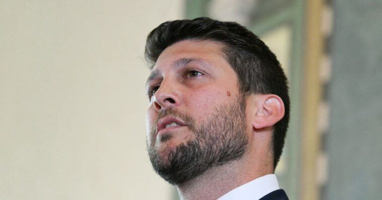 florida-attorney-general-calls-to-impeach-judge-who-acquitted-murderous-mother
