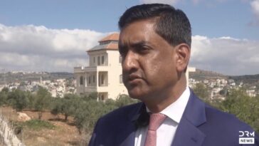 far-left-congressman-ro-khanna,-who-tried-to-sneak-into-west-bank-military-zone-for-anti-israel-photo-op,-whines-after-getting-detained-—-netanyahu-fires-back:-“we-act-against-those-who-break-the-law!”