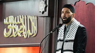 democrat-embraced-radical-muslim-‘imam’-celebrates-death-of-senator-lindsey-graham:-‘may-you-live-an-eternity-in-ruins’