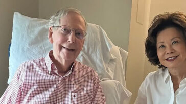 mitch-mcconnell-releases-photo-in-the-hospital,-says-he-had-a-fall