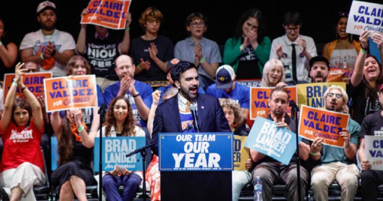 what-kind-of-person-do-the-democratic-socialists-of-america-attract?-viral-photos-show-you-exactly-the-type