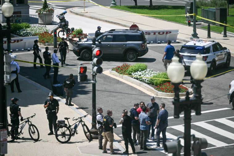 man-with-firearm-arrested-on-us-capitol-grounds:-police