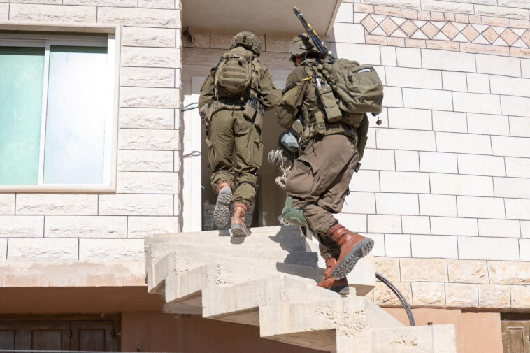 israeli-forces-nab-14-suspects-after-probe-into-judea,-samaria-explosive-materials