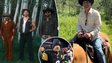 aaron-rodgers-shares-photos-of-steelers-bonding-week-as-‘last-rodeo’-begins