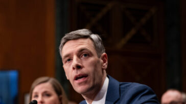 trump-administration-cracks-down-on-banks-lending-to-illegal-aliens
