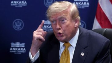 breaking:-trump-reinstates-naval-blockade-on-iran-in-strait-of-hormuz-as-attacks-ramp-up