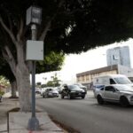 auto-journalist-swarmed-by-cops-after-flock-cameras-mistakenly-flag-car-theft:-we-‘live-in-a-surveillance-state’