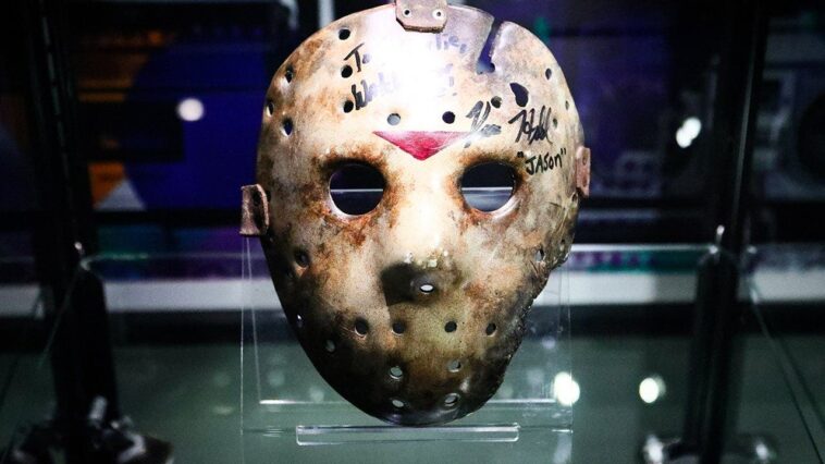 ‘crystal-lake’-trailer-reveals-the-‘friday-the-13th’-origin-story-with-linda-cardellini-as-pam-voorhees