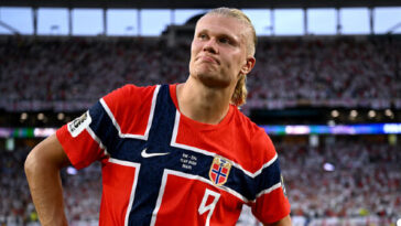 erling-haaland-brings-raccoon-home-to-norway-after-world-cup