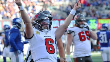 baker-mayfield-reveals-multiple-injuries-he-played-through-in-trying-2025-season