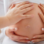 couple-sues-surrogate-who-refused-to-abort-their-baby-over-a-minor-birth-defect