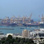 us-launches-more-strikes-on-iran-in-lead-up-to-4-pm.-blockade