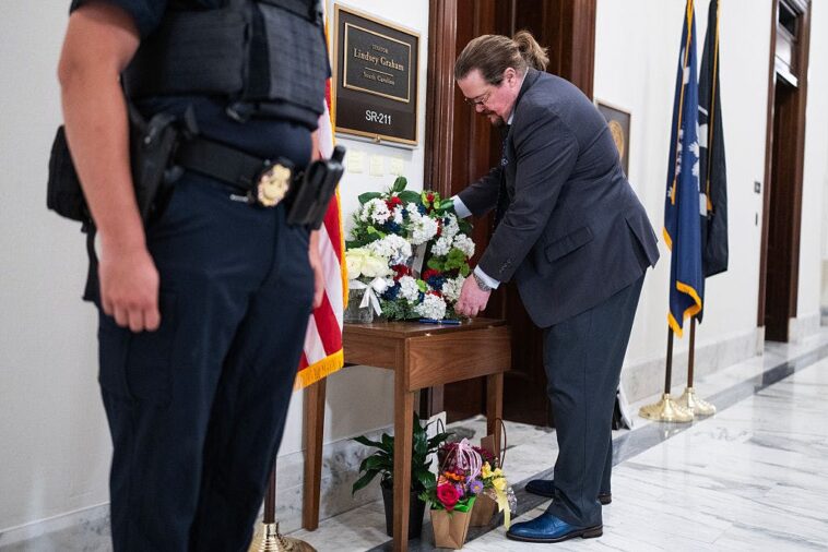 watch:-the-tribute-to-lindsey-graham-tom-cotton-just-showed-gop-senators,-marco-rubio