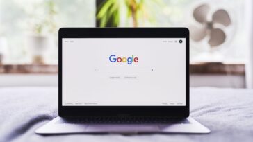 could-your-google-searches-help-train-ai?-new-update-raises-questions