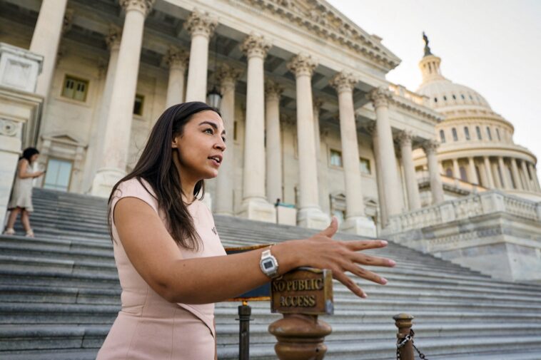 aoc-argues-networks-have-‘ethical-obligation’-to-not-air-trump’s-upcoming-speech-about-elections