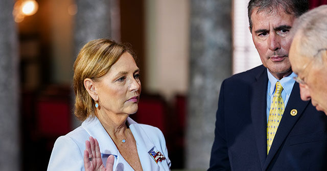 darline-graham-nordone-sworn-in-as-interim-senator-to-finish-lindsey-graham’s-term