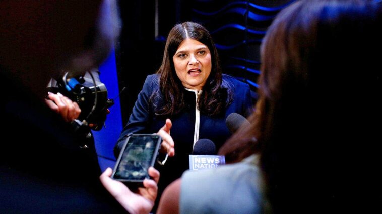 social-media-erupts-with-mockery-as-dem-senate-candidate’s-pep-talk-goes-viral:-‘is-this-for-real?’