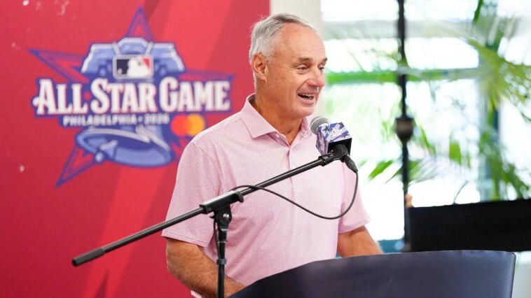 inside-mlb-cba-negotiations-as-manfred,-players-union-exec-discuss-issues-as-sides-attempt-to-save-2027-season