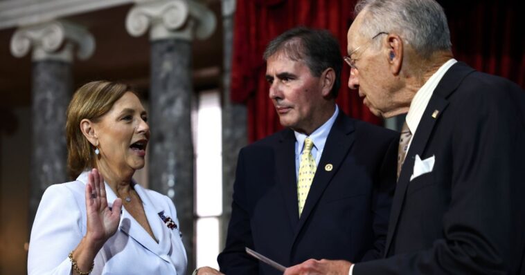 darline-graham-nordone,-sister-of-lindsey-graham,-takes-her-oath-to-finish-late-brother’s-senate-term
