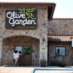 olive-garden-revives-wildly-popular-deal-after-seven-year-hiatus