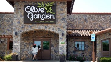 olive-garden-revives-wildly-popular-deal-after-seven-year-hiatus