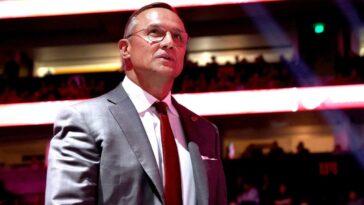 red-wings-legend-steve-yzerman-steps-down-as-the-team’s-general-manager-amid-a-turbulent-offseason