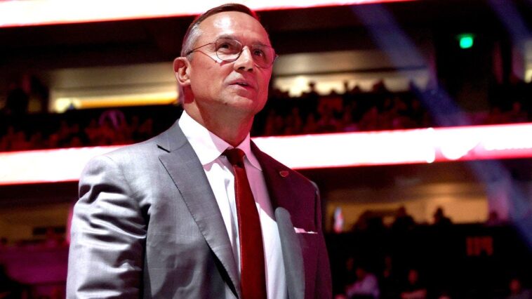 red-wings-legend-steve-yzerman-steps-down-as-the-team’s-general-manager-amid-a-turbulent-offseason