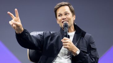 tom-brady-sends-clear-message-to-raiders-rookie-fernando-mendoza:-earn-your-opportunity