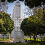 man-jumps-to-his-death-from-los-angeles-city-hall