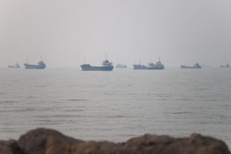 iran-warns-strait-of-hormuz-is-a-‘red-line’-and-will-resist-until-the-end