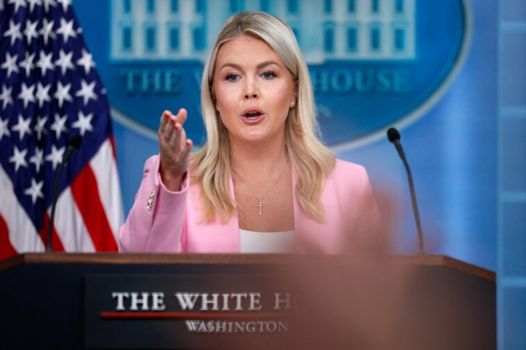 trump’s-teleprompter-operator-on-leave-over-$100k-insider-betting-report:-white-house