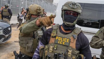 exclusive:-ice-traffic-stops-are-back,-but-there-are-some-big-changes