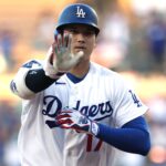 dodgers-reveal-shohei-ohtani’s-status-for-yankees-series-after-knee-concern