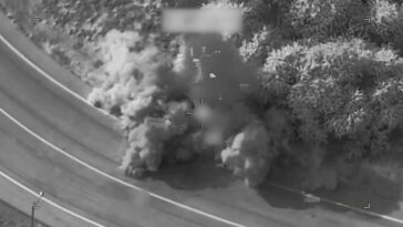 us-hits-bridges-and-collapses-tower-at-key-iranian-port-as-it-expands-airstrike-campaign