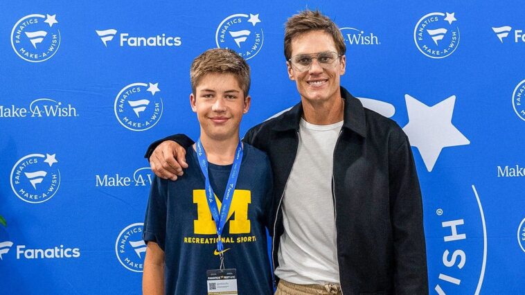 tom-brady-draws-inspiration-after-meeting-with-make-a-wish-teen-heart-transplant-recipient-at-fanatics-fest