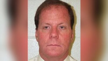 fugitive-rapist-doctor-ronald-fischer-finally-caught-after-more-than-20-years-on-the-run-–-us.-marshals-and-coast-guard-seize-predator-on-sailboat-off-ny/nj-coast