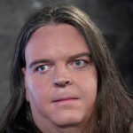 watch-—-transgender-democrat-hoping-to-replace-maine’s-graham-platner:-‘i-don’t-want-to-hurt-anybody,-i-just-wanna-use-the-bathroom’