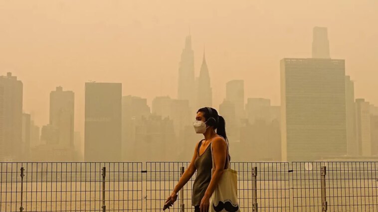 wildfire-smoke-is-invading-more-than-20-states-—-doctors-reveal-who-should-worry-most