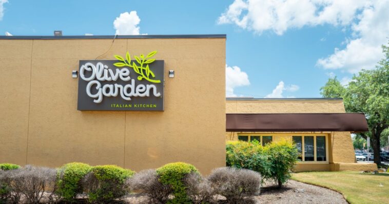 olive-garden’s-never-ending-pasta-regulation-becomes-unlikely-election-integrity-rallying-point-for-conservatives