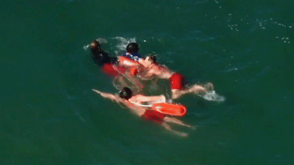 watch:-felony-suspect’s-ocean-getaway-unravels-after-90-minute-standoff-with-lifeguards