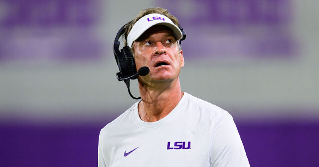 lsu-coach-lane-kiffin-under-fire-for-using-private-plane-paid-for-by-donors-for-family-vacation