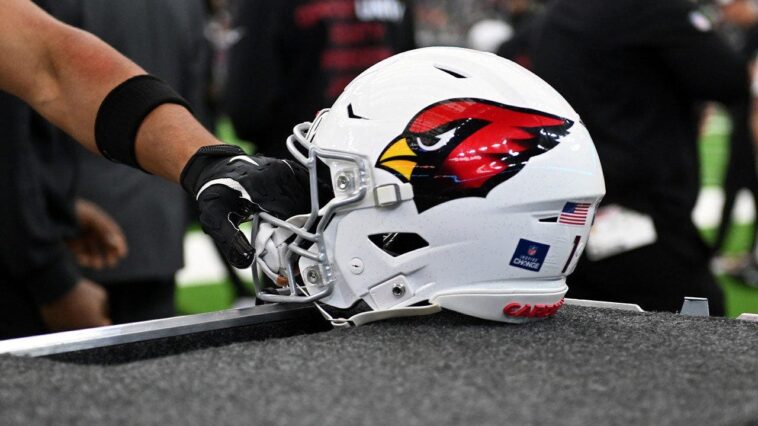 nfl-suspends-arizona-cardinals-executive-for-violating-gambling-policy,-leaking-draft-info