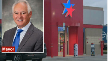 winner-of-historic-$1.82b-powerball-jackpot-revealed-as-arkansas-mayor’s-little-brother
