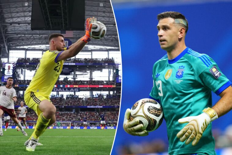 argentina’s-emi-martinez,-spain’s-unai-simon-bring-different-goalkeeping-styles-to-world-cup-final