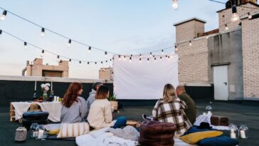 how-to-share-vacation-photos-on-any-screen