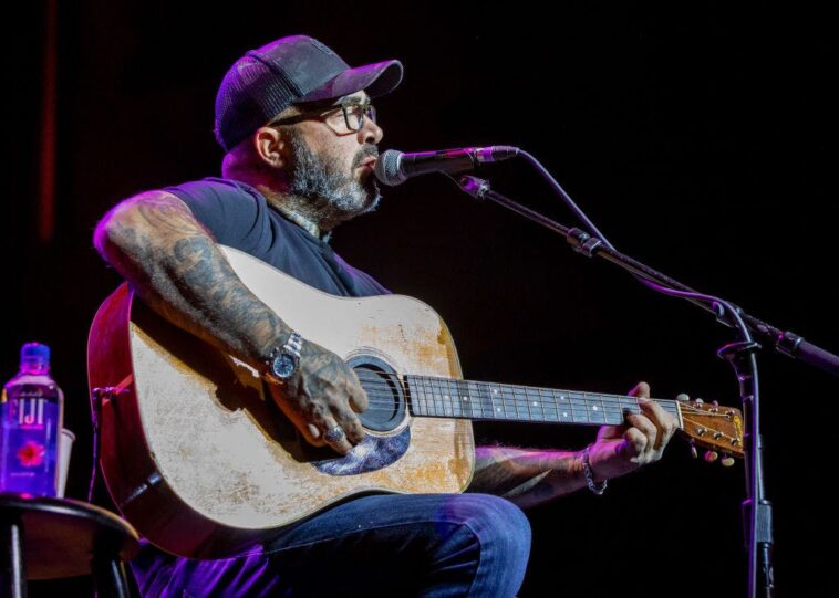 country-music’s-all-american-anti-springsteen