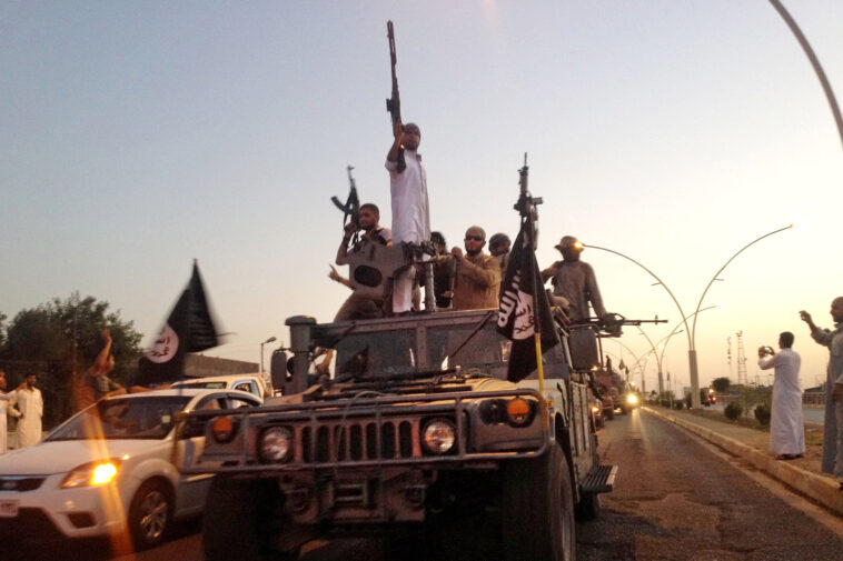 i-was-in-mosul-when-isis-overthrew-the-city-in-2014.-i-recorded-everything-i-saw-and-evaded-the-terrorists-hunting-me