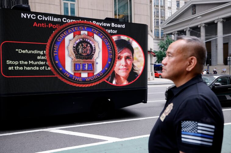 detectives-union-puts-names-and-photos-of-‘anti-cop-activists’-on-blast-outside-nyc-agency